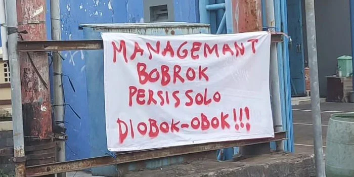 Milomir Seslija Dipecat oleh Persis