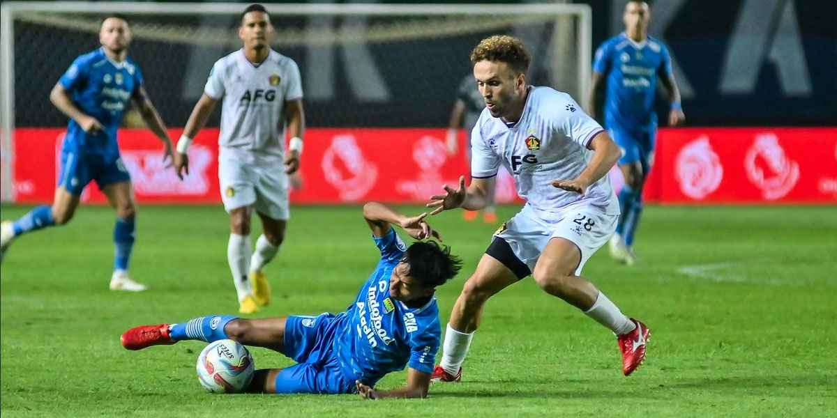 Hubungan-Istimewa-Persib-Persik_11zon