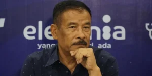 Manajer Persib Umuh Muchtar Kecewa Timnya Dirugikan Wasit Saat Lawan Barito!