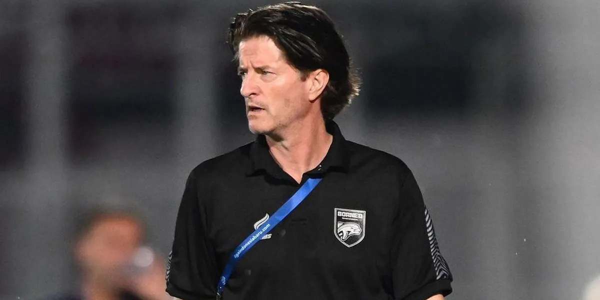 Pelatih-Borneo-FC-Optimistis-Timnya-Kunci-4-Besar-BRI-Liga-1-20242025