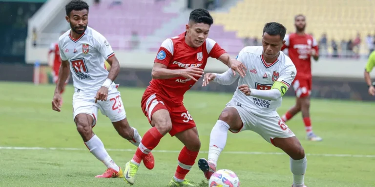 Malut United Buktikan Ancaman, Persis Solo Terpuruk di Kandang