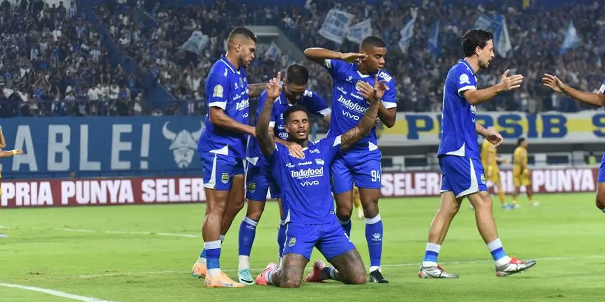 BRI-Super-League-20252026-Persib-Bandung-Menaklukkan-Bhayangkara-FC-dengan-Skor-2-0