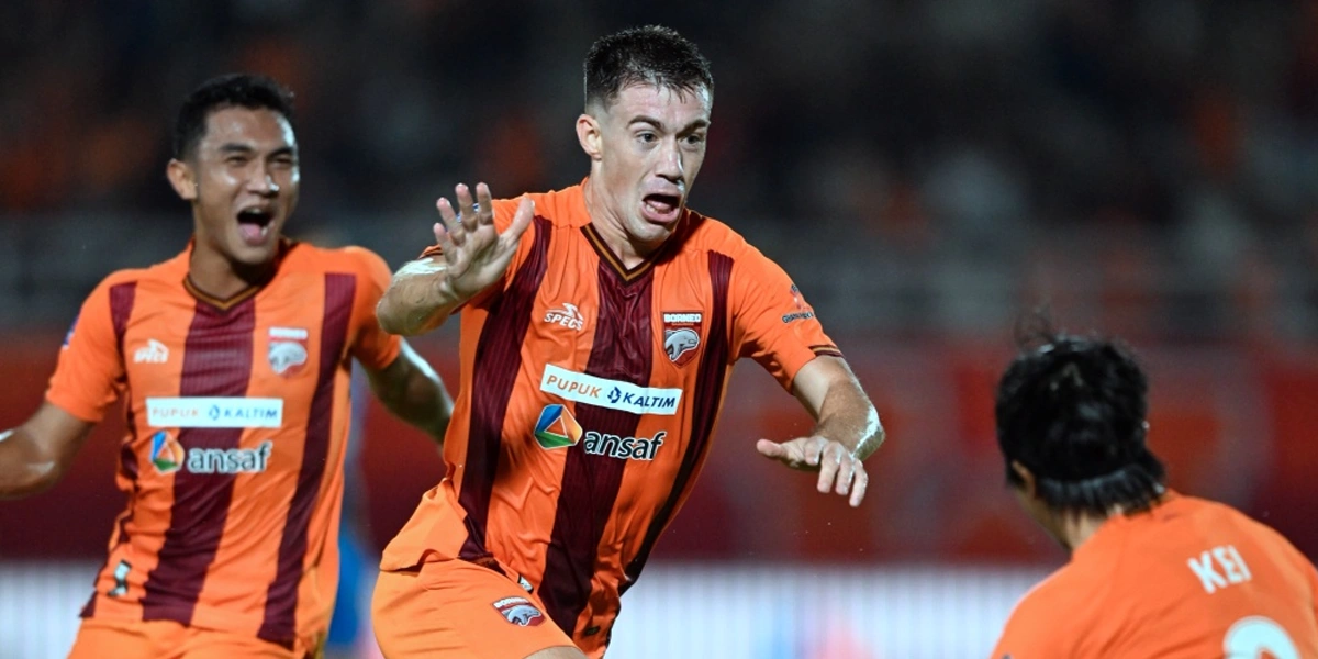 Bersaing-dengan-Bintang-Dunia