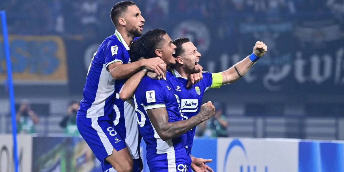 Persib Bandung Selangkah Lagi Resmikan Kedatangan Layvin Kurzawa